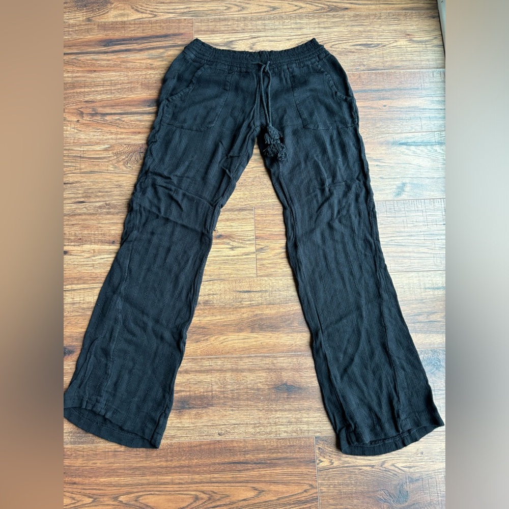 Roxy women’s beach pants size small